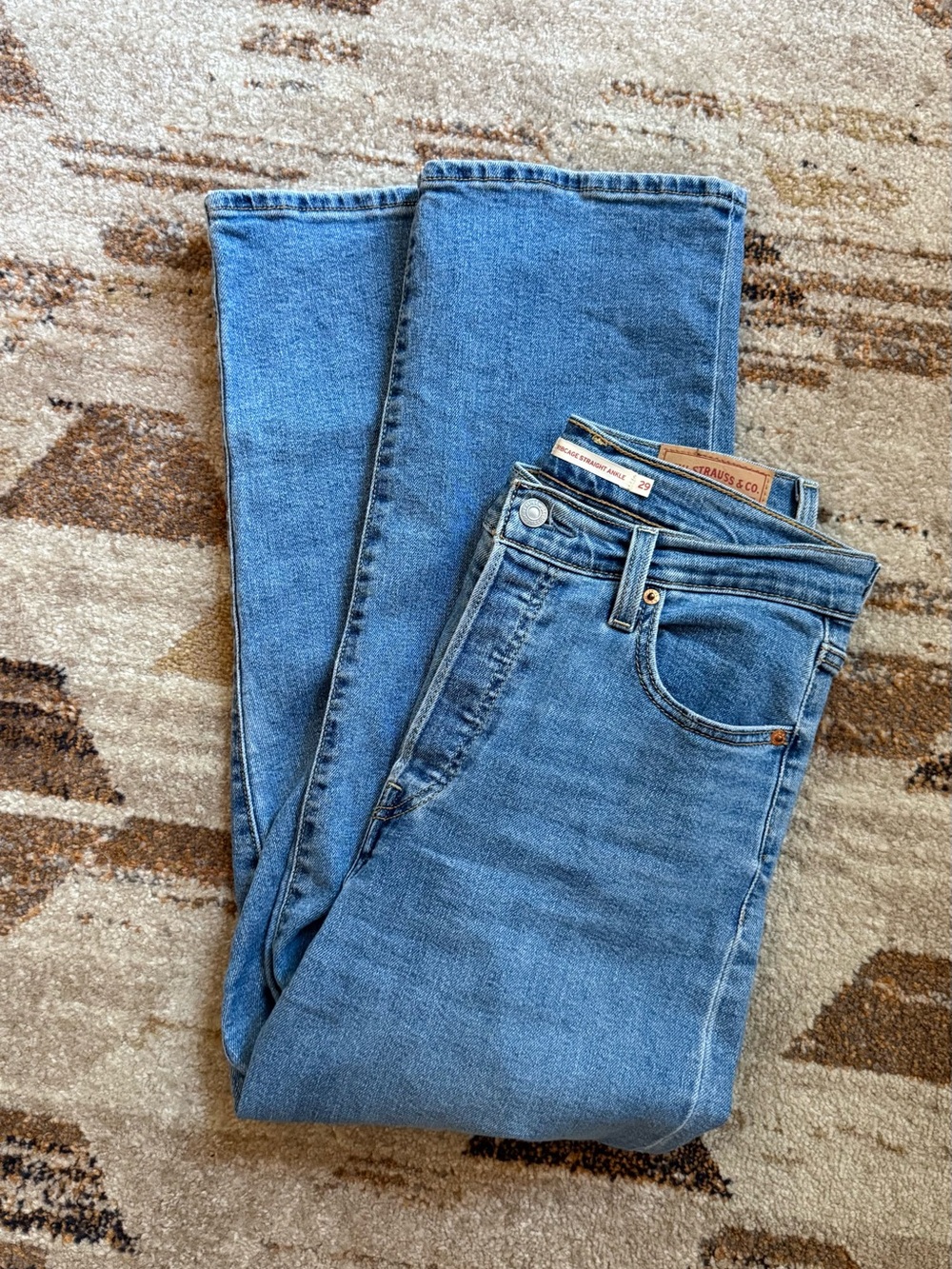 Levi's Ribcage Ankle Straight-Leg Mid Rise Women's Jeans